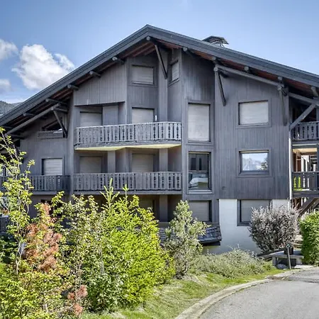 Apache Megève